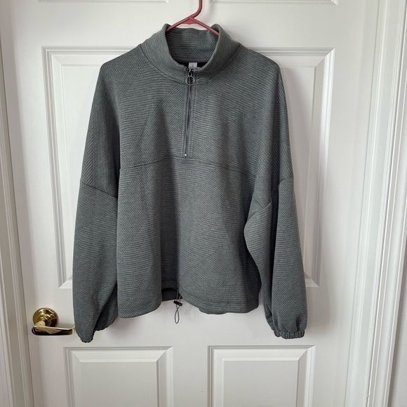 Balance Collection Tops - Balance Collection Annalise Half Zipper Pullover Sweatshirt Size L